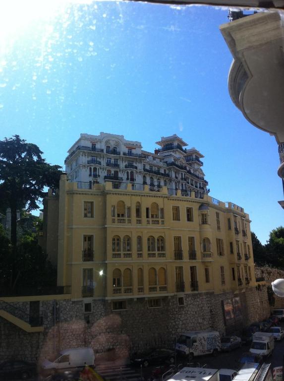 Hostel Altea Ницца Экстерьер фото